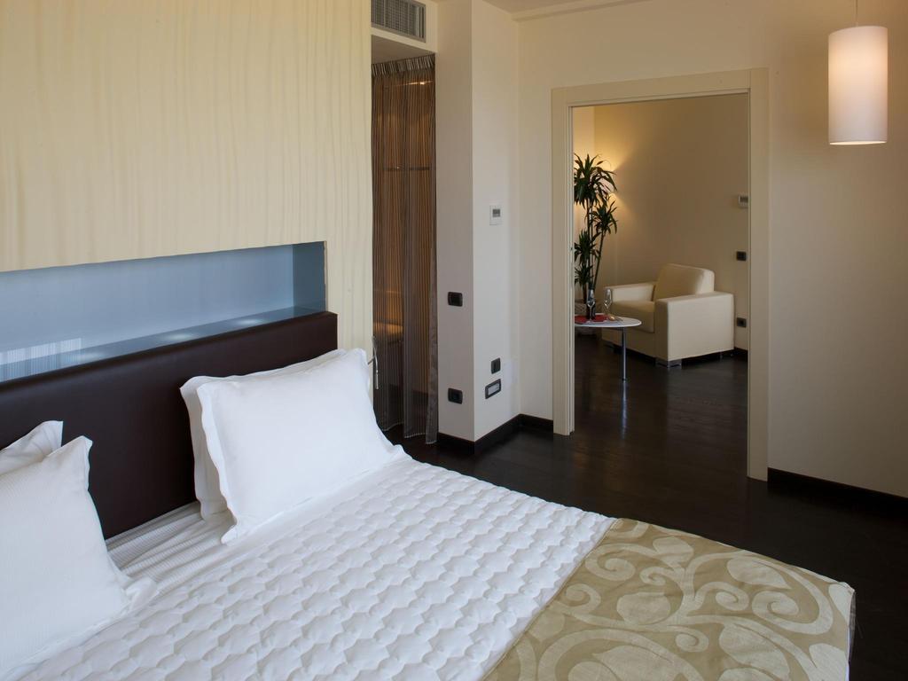 Grand Hotel Mattei Ravenna Camera foto