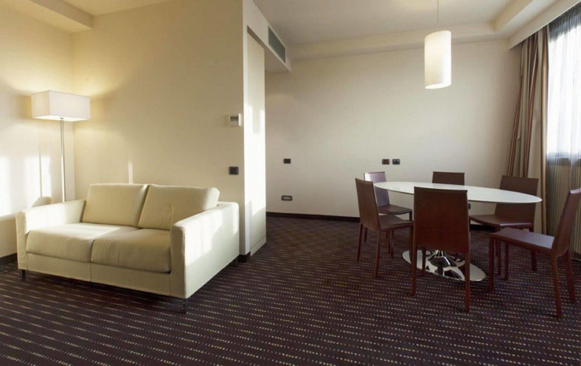 Grand Hotel Mattei Ravenna Esterno foto